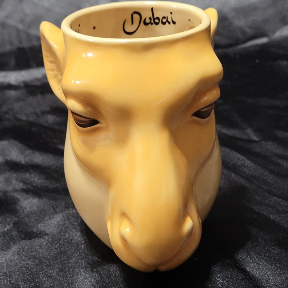 New AJ UAE Dubai Camel Head Coffee Mug~Gloss Finish Tea Cup~10 Oz